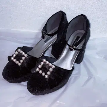 엔푼토 비쥬 글리터 반짝이는 통굽 힐 펌프스