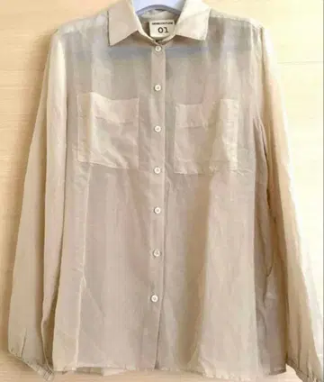 새상품급 Semi couture 블라우스 42