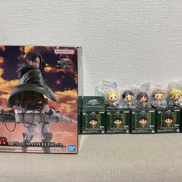 제일복권 진격의 거인 B상 리바이 피규어 세트