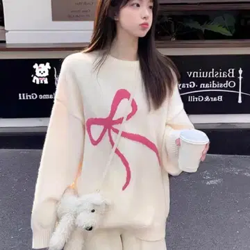 리본 프린트 긴팔 니트 M 사이즈 크림