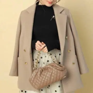 Apuweiser-riche 코트