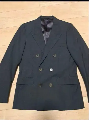 더블 버튼 자켓