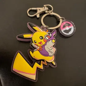 USJ 한정판 할로윈 DJ 피카츄 키링