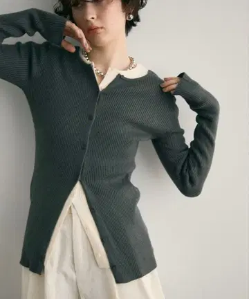 Trish 앞뒤 2WAY 리브 크루넥 가디건 아이보리 한정