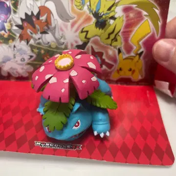 포켓몬 이상해꽃 피규어