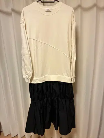 LOWRYS FARM 멜로우 우라케 도킹 원피스