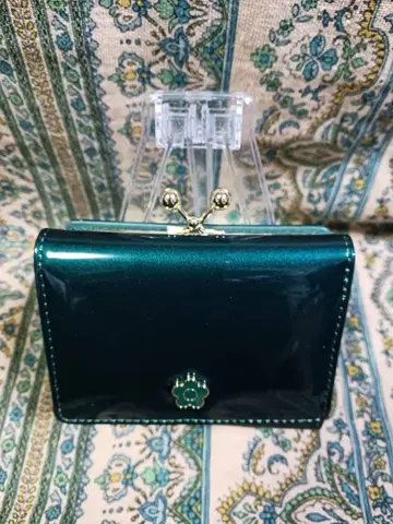 마리콴트 컴팩트 지갑