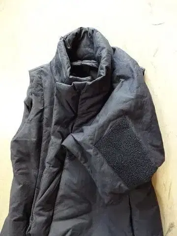 명작 율리우스 julius 커버 다운 자켓 557VEM2 1