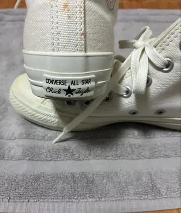 컨버스 올스타 하이컷 스니커즈 화이트