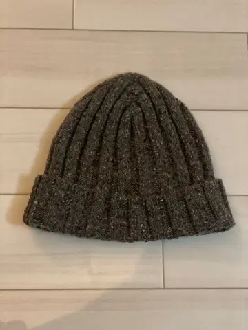 DRUMOHR 카키 리브 니트 모자