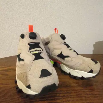 [ 레어 새상품급 ] Reebok 인스타펌프퓨리 트레일 24.5