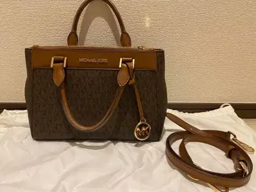 MICHAEL KORS 브라운 숄더백