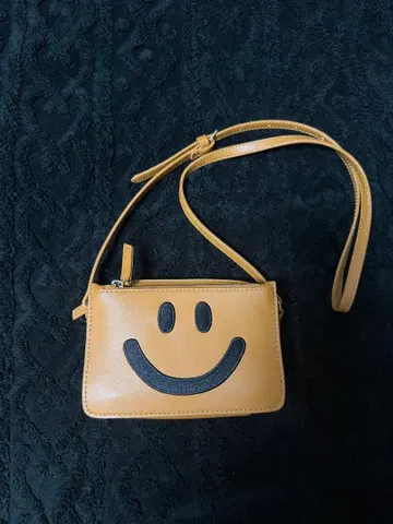 스마일리 페이스 베이지 숄더백