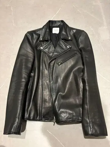 UNITED TOKYO 블랙 더블 라이더 자켓