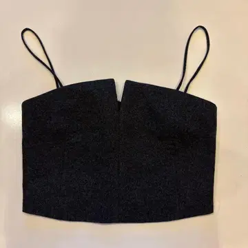 다크 그레이 스트랩 뷔스티에