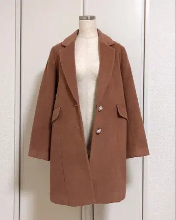 티티앤코 펄 비쥬 버튼 울 코트