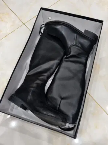 블랙 가죽 롱 부츠