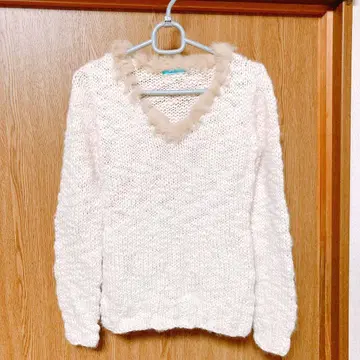 안나 케리 스웨터