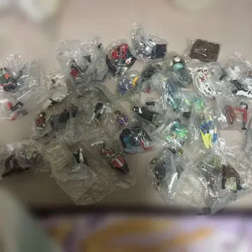 미사용 캡슐 토이 피규어 세트