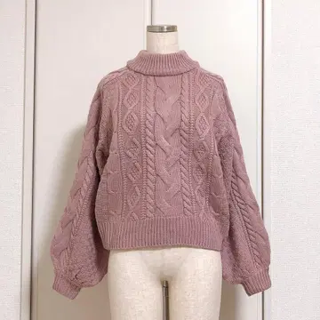잉그 볼륨 슬리브 하이넥 니트 케이블 짜임 더스티 핑크