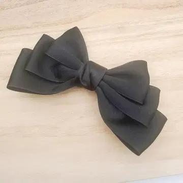 트리플 리본 헤어 클립 화이트 머리 장식 화이트 머리핀 한국