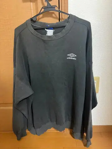 90s UMBRO 맨투맨 AXL 다크 그레이