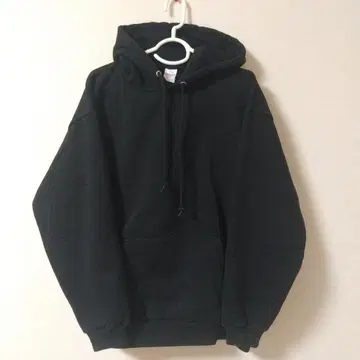 UNITED ATHLE 15.0 온스 매그넘 웨이트 후드티 블랙