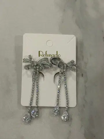 Refinado 리본 디자인 귀찌 브라이덜