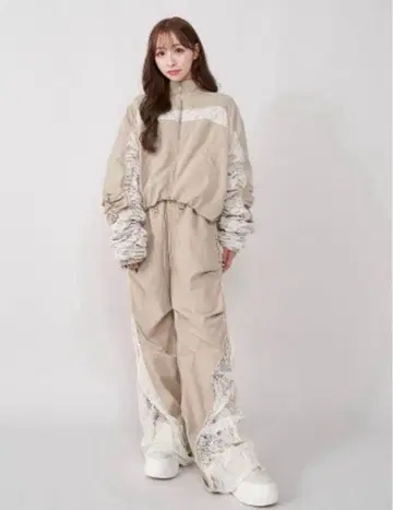 darich 레이스 도킹 볼륨 개더 셋업