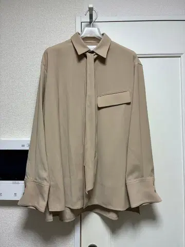 CULLNI 크루니 리본 타이 셔츠