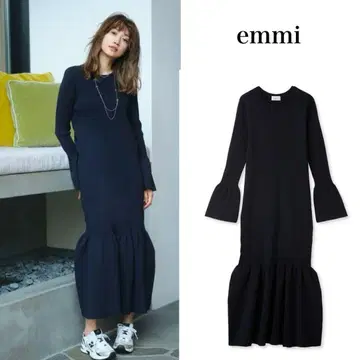 착용 2023 emmi atelier 리브 니트 원피스 네이비