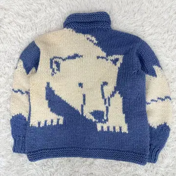 캐나다제 팩토리 제품 화이트 곰 무늬 코위찬 니트 스웨터 XL 사이즈