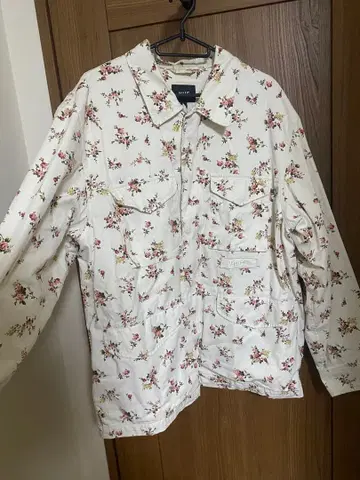 HUF 꽃무늬 자켓 화이트