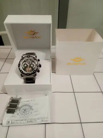 DOMINIC 자동 태엽 시계 실버 블랙