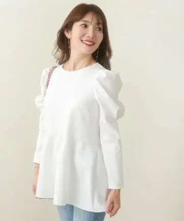 Liala PG 화이트 퍼프 슬리브 상의 M