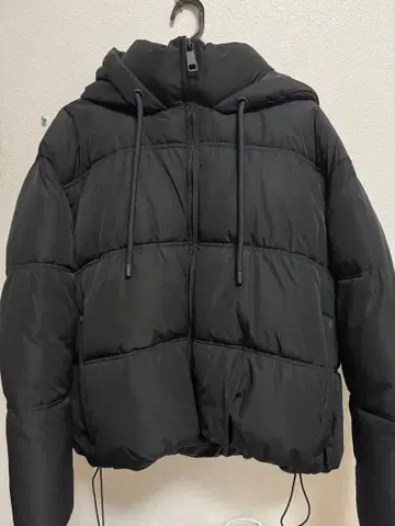 ZARA 후드 부착 숏 기장 다운 자켓