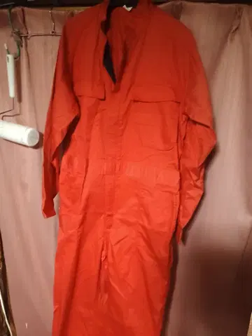 새빨간 오버롤 L 사이즈