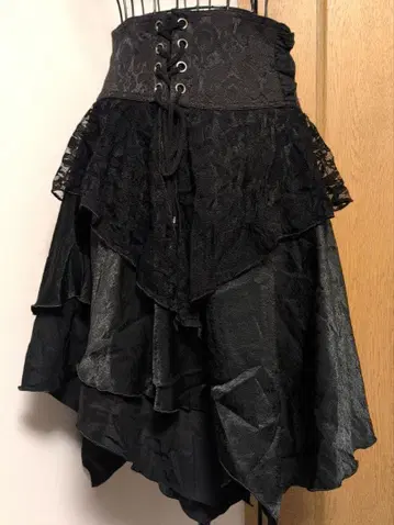 미사용 새상품 택 포함 ALGONQUINS 스커트 블랙 레이스업