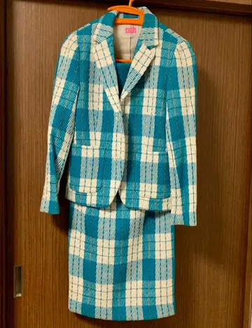 미사용 새상품 rich 리치 오프숄더 원피스 자켓