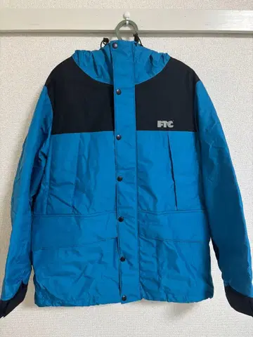 FTC 후드 부착 다운 자켓, 블루종, 마운틴 자켓 파랑 블랙