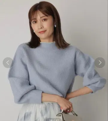 (새상품급)아푸와이저 리셰 펄 넥 크롭 니트