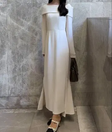 오프숄더풍 머메이드 원피스 원피스 화이트 화이트 JUNOAH