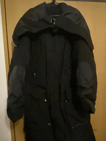 BALR. 블랙 다운 자켓