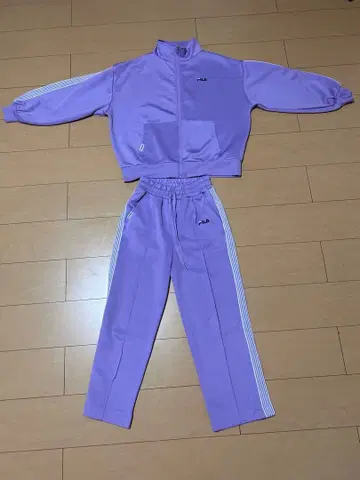 Lovetoxic, FILA 콜라보 집업 점퍼, 조거 팬츠 세트