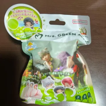 미세스 빗쿠라타마고 반다이 Mrs. GREEN APPLE