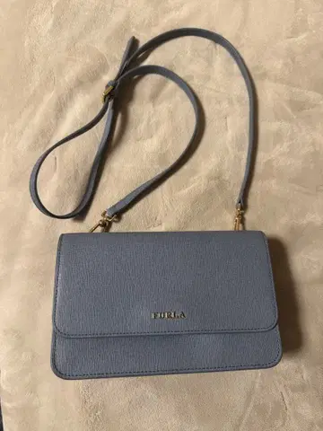 [ 새상품급 ] FURLA 리바 숄더 지갑 블루