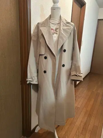 ZARA 자라 트렌치코트 새상품급