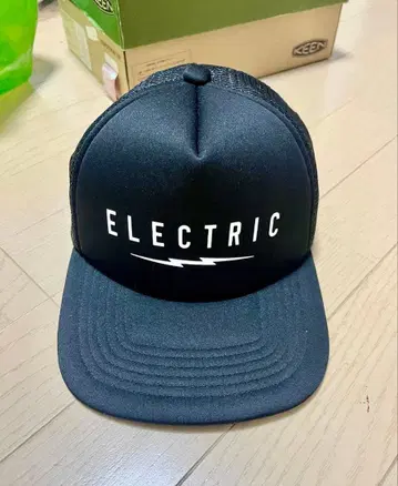 ELECTRIC UNDERVOLT 일렉트릭 메쉬 캡