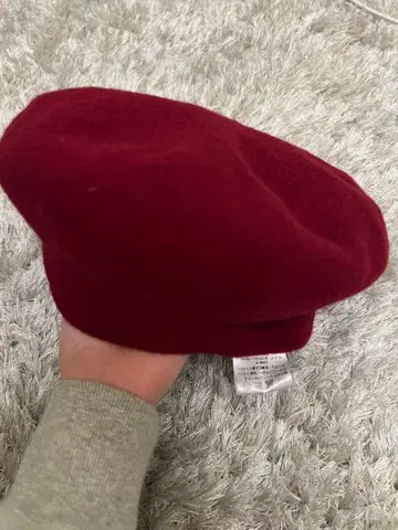 베레모 빨간색 울 100% M 사이즈