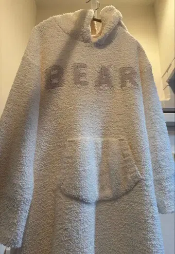 젤라또피케 후드 부착 룸웨어